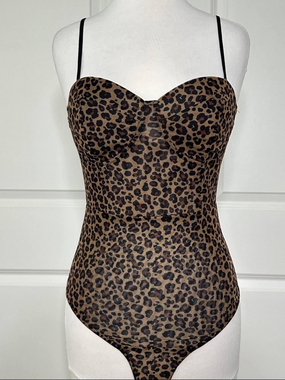 Le Lis Cheetah Print Bodysuit Brown Black Size ‎ Small